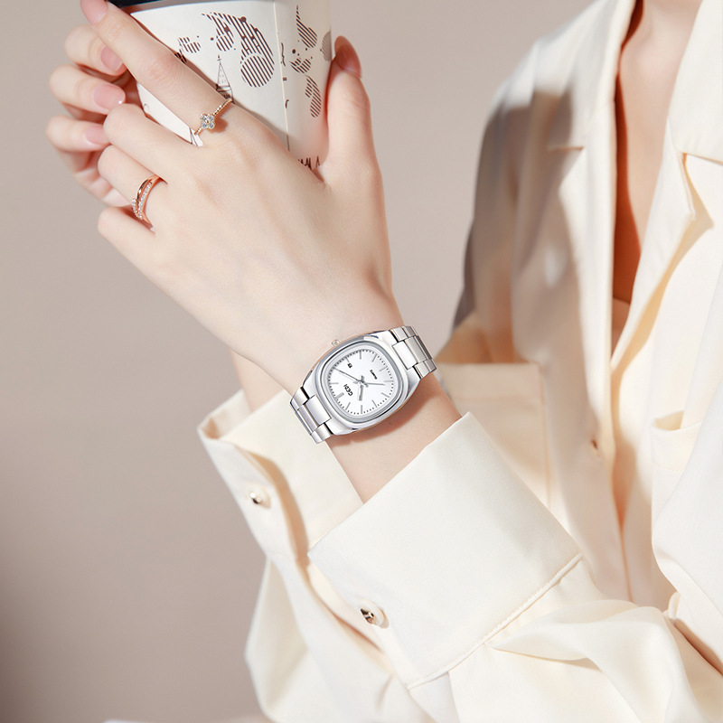 UTHAI CQ361 Modieus dameshorlo - Luxury Watch Strap recensie en prijs