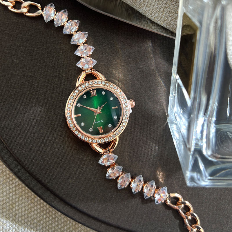 UTHAI CQ383 Modieuze dameshorl - Luxury Watch Diamond recensie en prijs