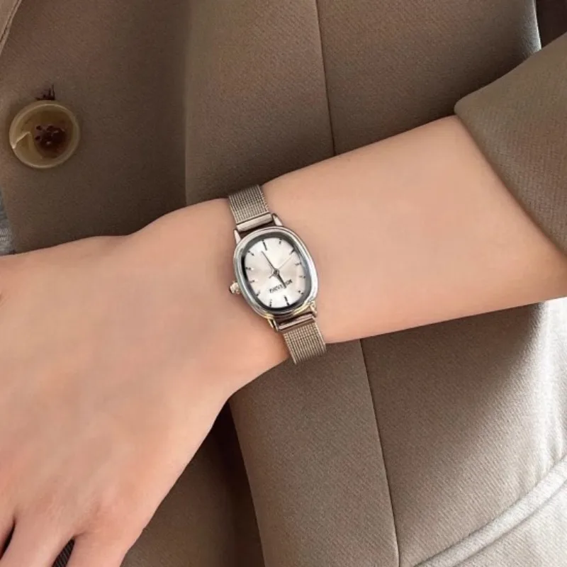 Kleine Ovale Wijzerplaat Groen - Luxury Quartz Watch Brands recensie en prijs